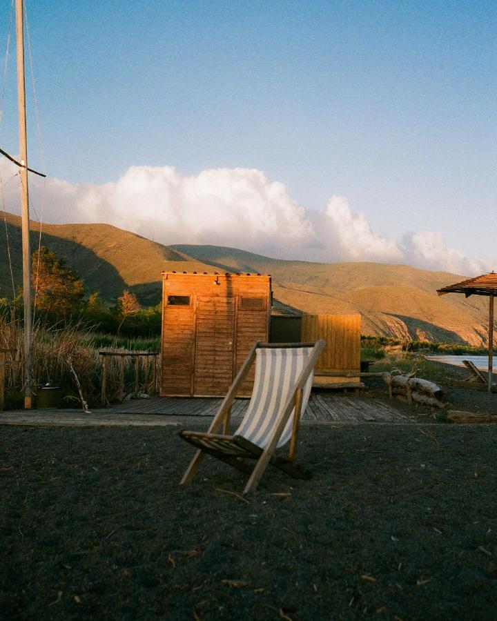 Armenian Camp Hotel Artanish Exterior photo